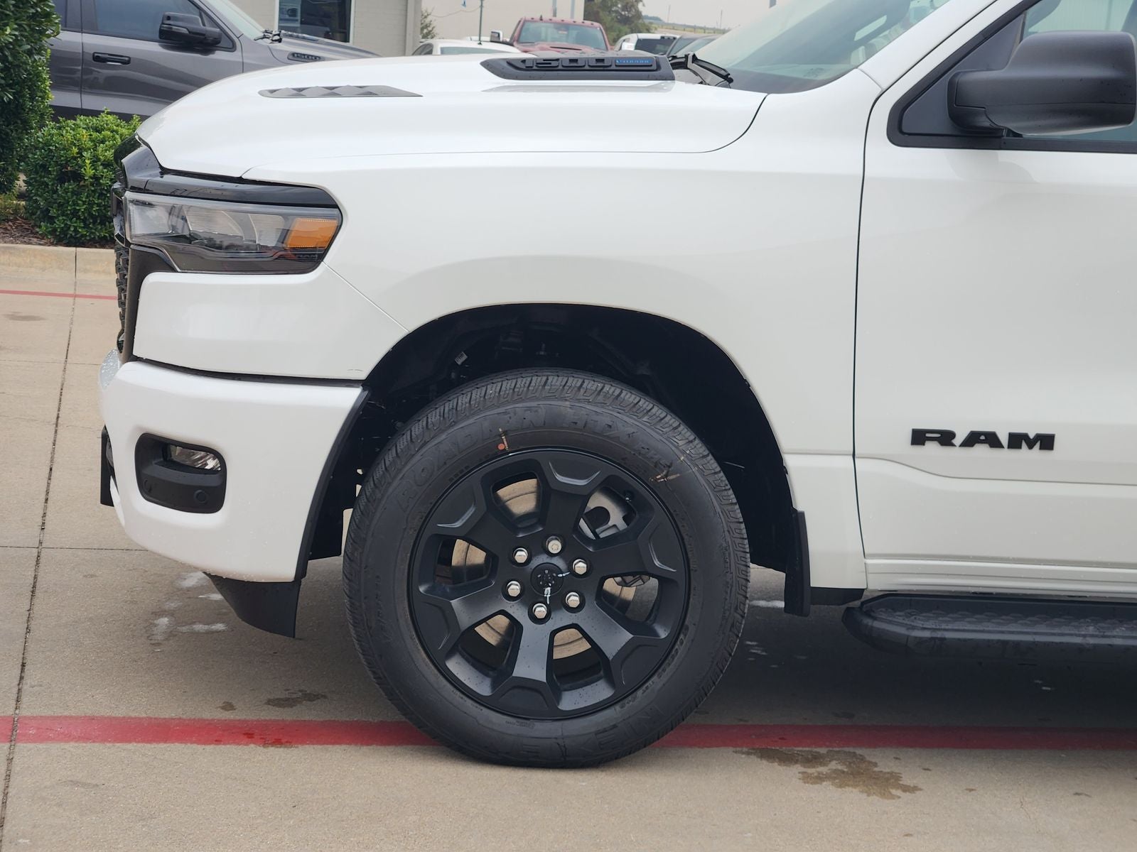 2026 RAM Ram 1500 RAM 1500 EXPRESS CREW CAB 4X4 5'7' BOX