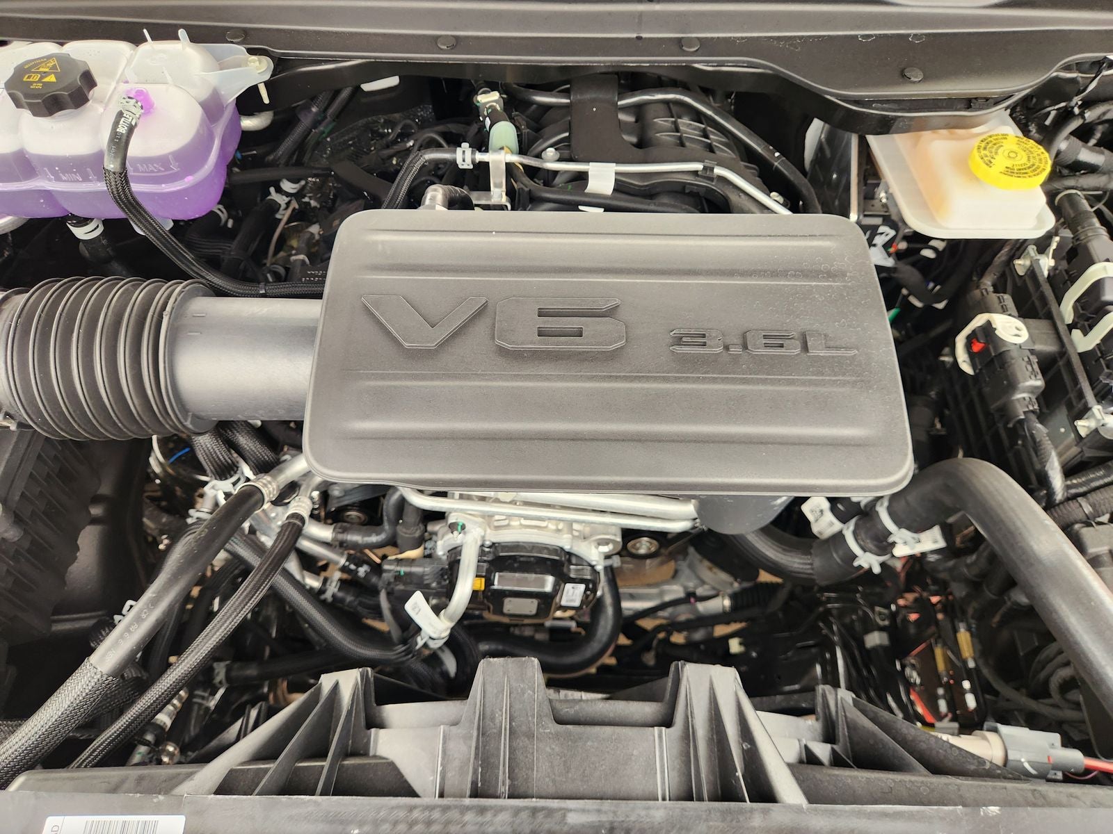 2026 RAM Ram 1500 RAM 1500 EXPRESS CREW CAB 4X4 5'7' BOX