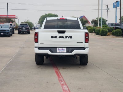 2026 RAM Ram 1500 RAM 1500 EXPRESS CREW CAB 4X4 5'7' BOX
