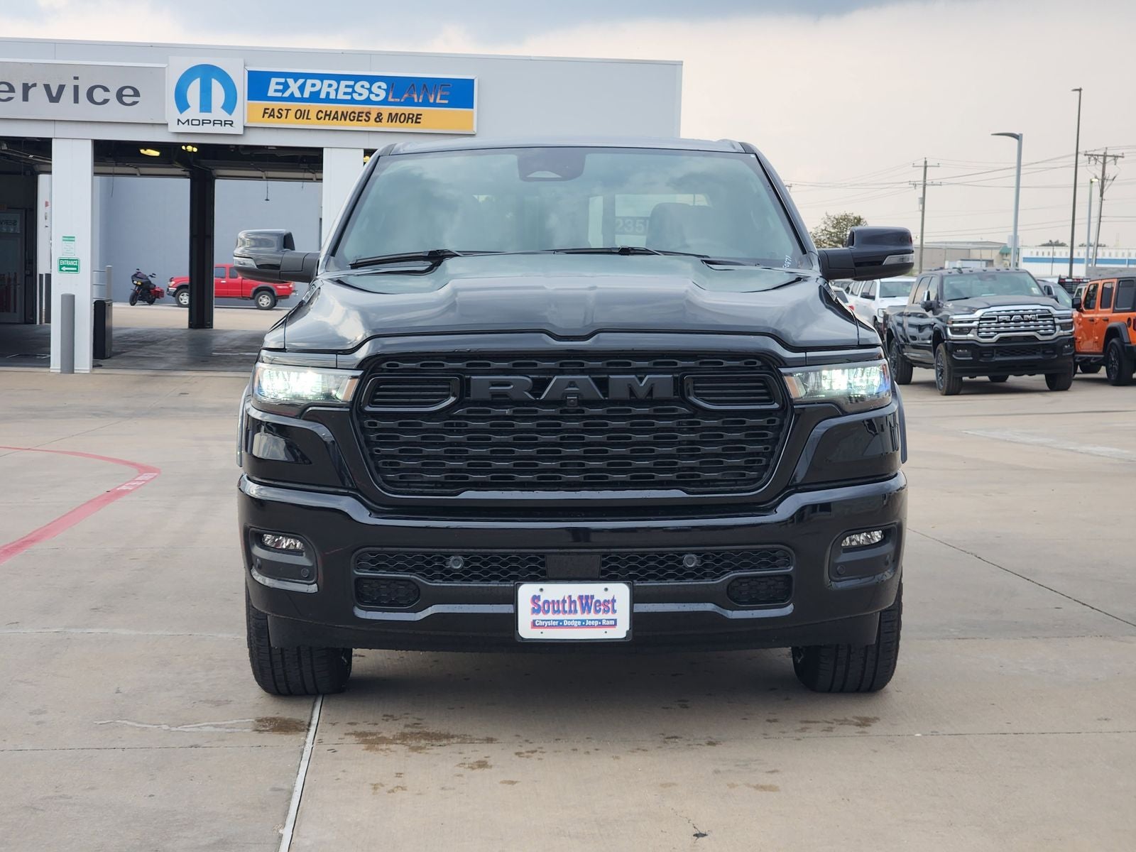 2026 RAM Ram 1500 RAM 1500 LONE STAR CREW CAB 4X4 5'7' BOX