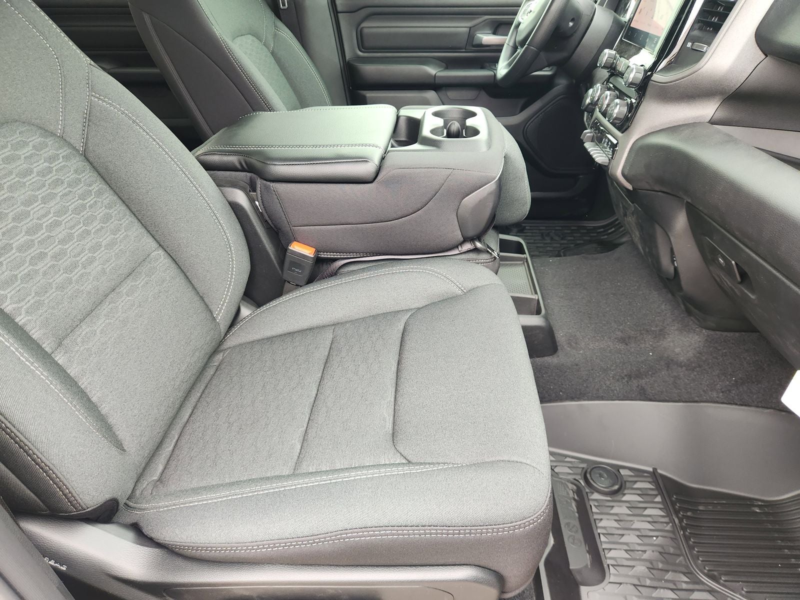 2026 RAM Ram 1500 RAM 1500 WARLOCK CREW CAB 4X4 5'7' BOX