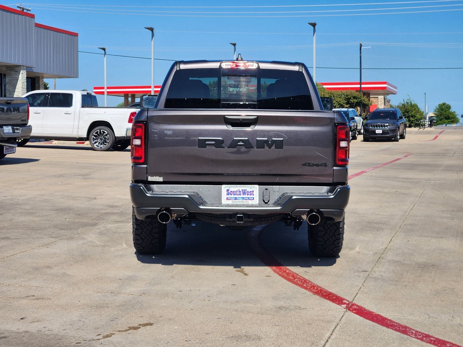 2026 RAM Ram 1500 RAM 1500 WARLOCK CREW CAB 4X4 5'7' BOX