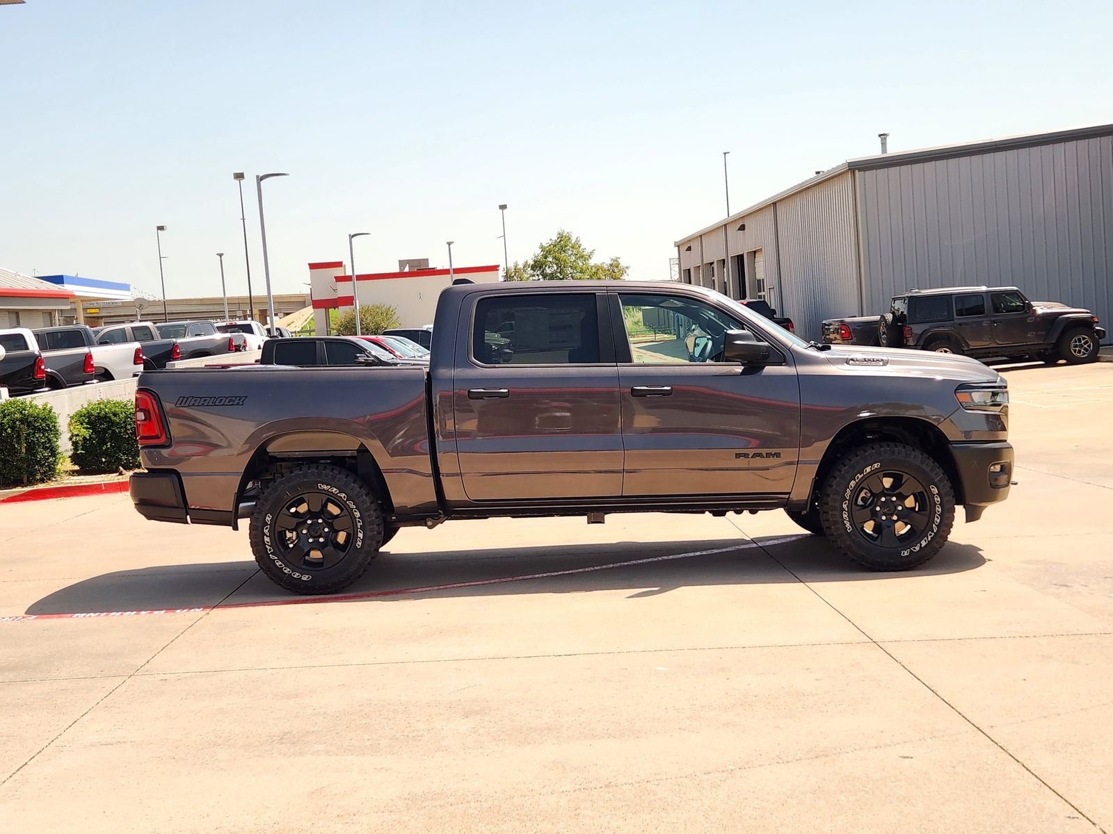 2026 RAM Ram 1500 RAM 1500 WARLOCK CREW CAB 4X4 5'7' BOX