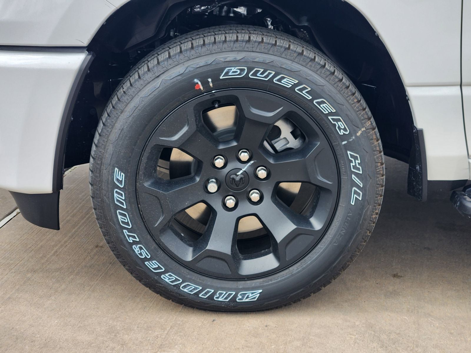 2026 RAM Ram 1500 RAM 1500 EXPRESS CREW CAB 4X4 5'7' BOX