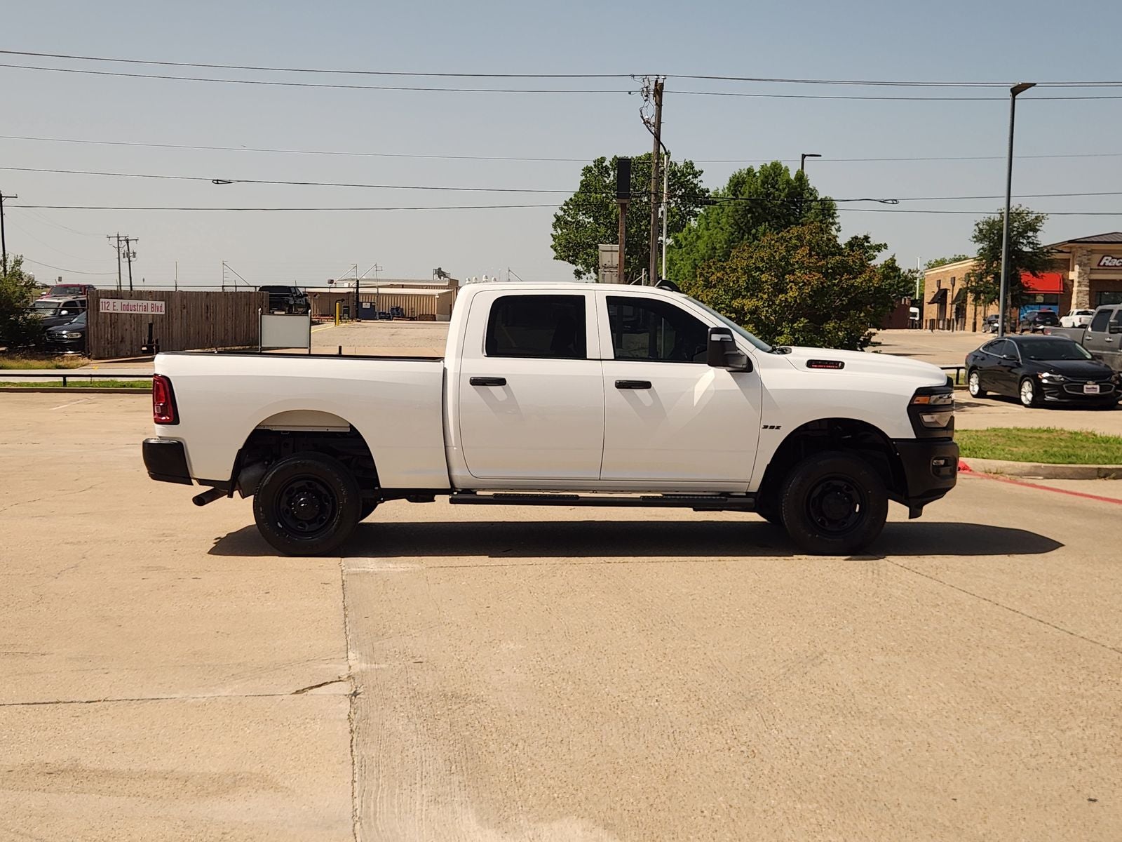 2025 RAM Ram 2500 Tradesman Crew Cab 4x4 6'4' Box
