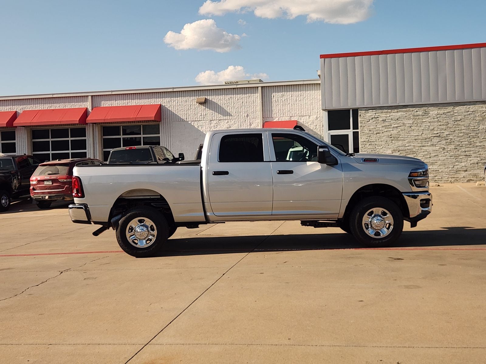 2026 RAM Ram 2500 RAM 2500 TRADESMAN CREW CAB 4X4 6'4' BOX
