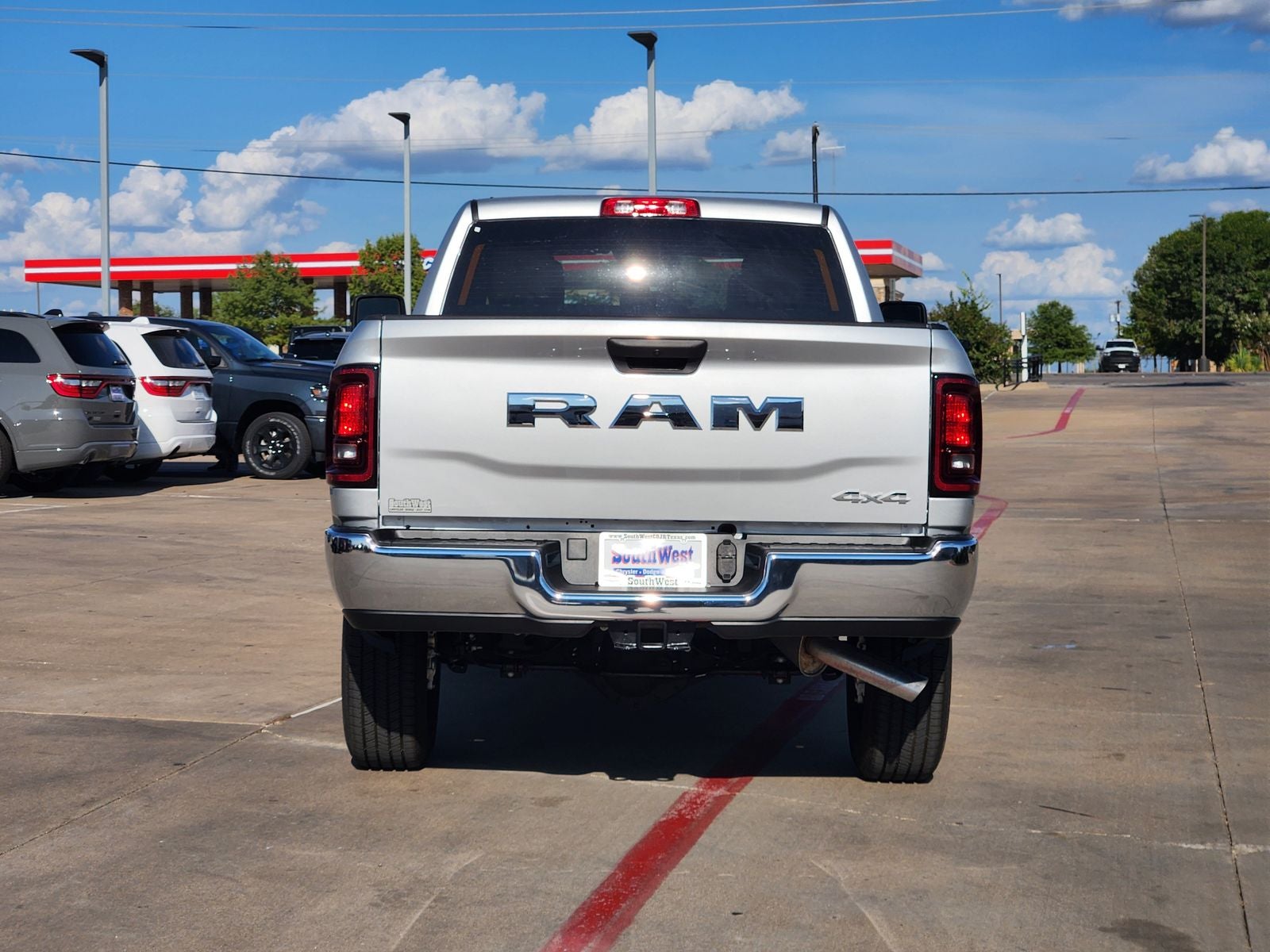 2026 RAM Ram 2500 RAM 2500 TRADESMAN CREW CAB 4X4 6'4' BOX