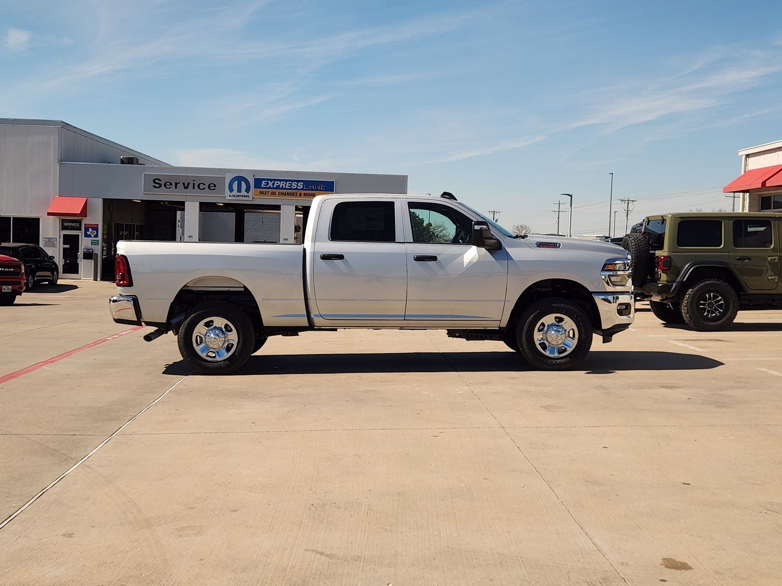 2026 RAM Ram 2500 RAM 2500 TRADESMAN CREW CAB 4X4 6'4' BOX