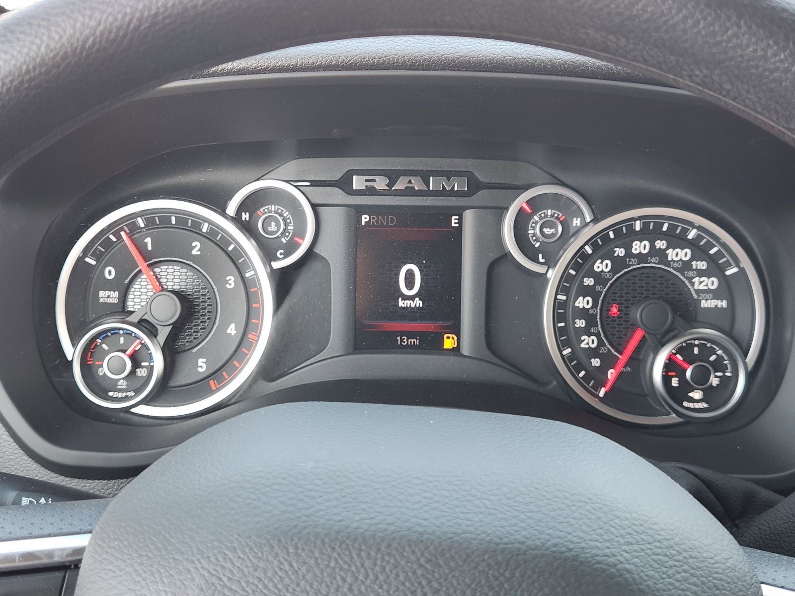 2026 RAM Ram 2500 RAM 2500 TRADESMAN CREW CAB 4X4 6'4' BOX