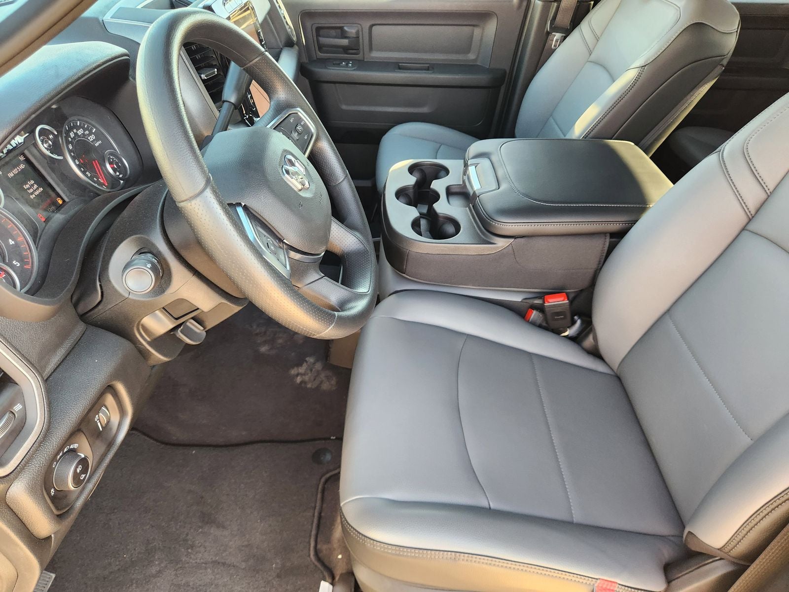 2026 RAM Ram 2500 RAM 2500 TRADESMAN CREW CAB 4X4 6'4' BOX