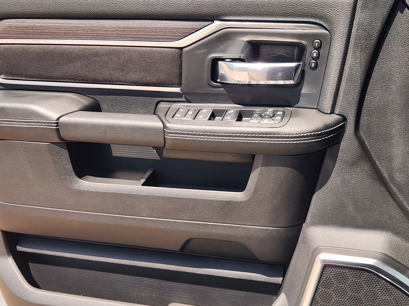 2027 RAM Ram 2500 Laramie