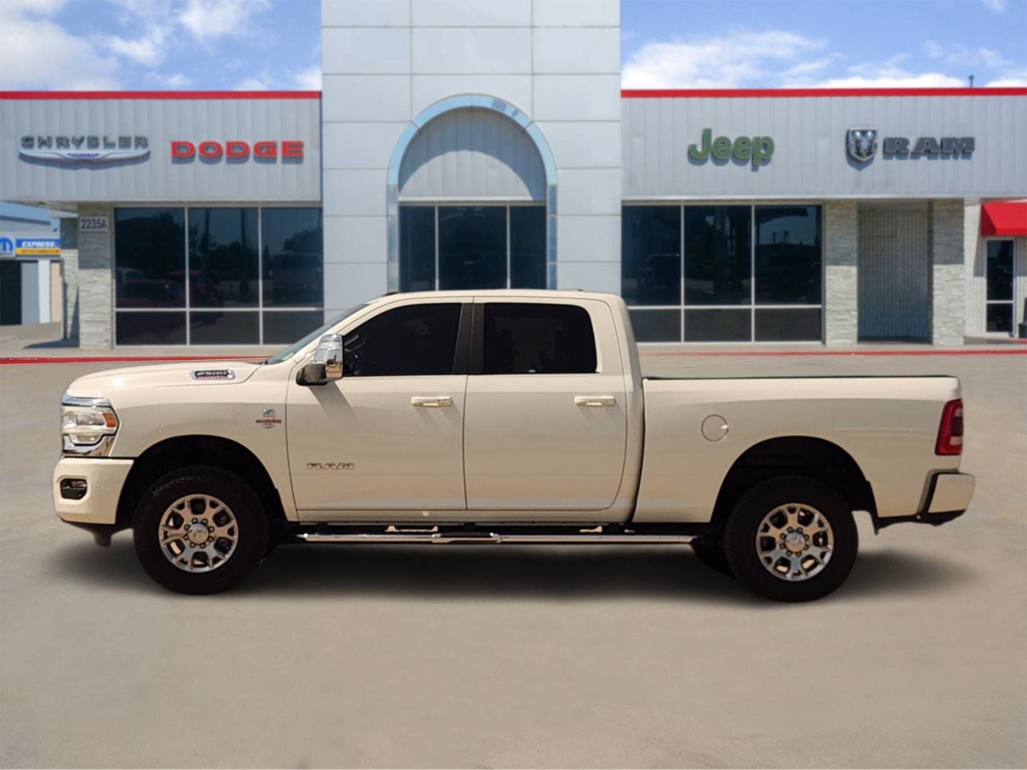 2023 RAM Ram 2500 Laramie Crew Cab 4x4 6'4' Box