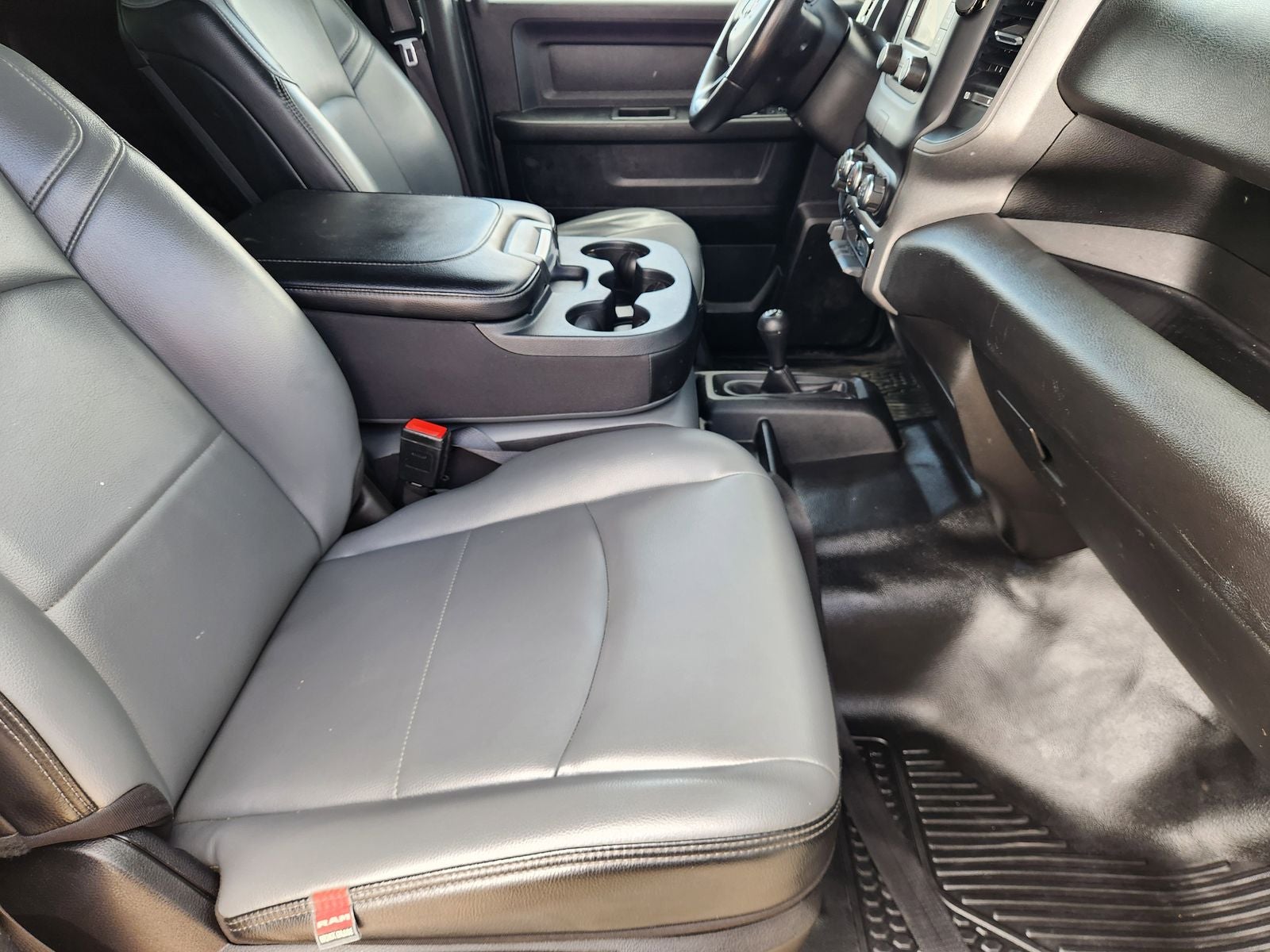 2022 RAM Ram 2500 Tradesman Crew Cab 4x4 8' Box