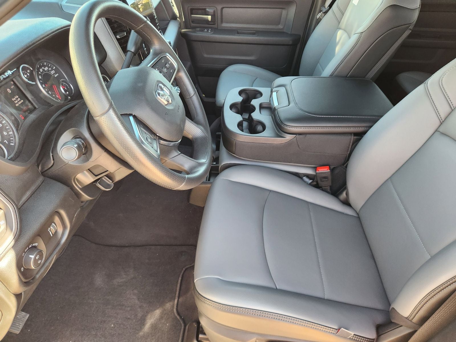 2026 RAM Ram 2500 RAM 2500 TRADESMAN CREW CAB 4X4 8' BOX