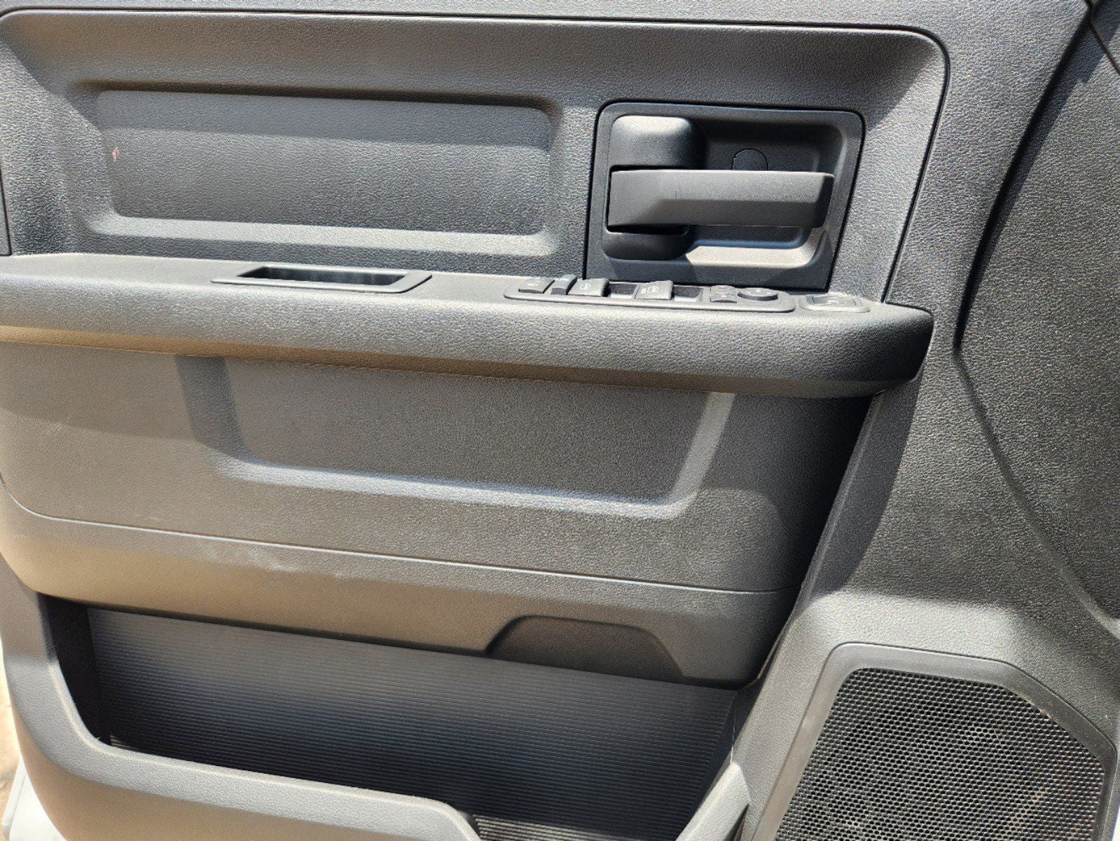 2024 RAM Ram 5500 Chassis Cab RAM 5500 TRADESMAN CHASSIS CREW CAB 4X2 84' CA