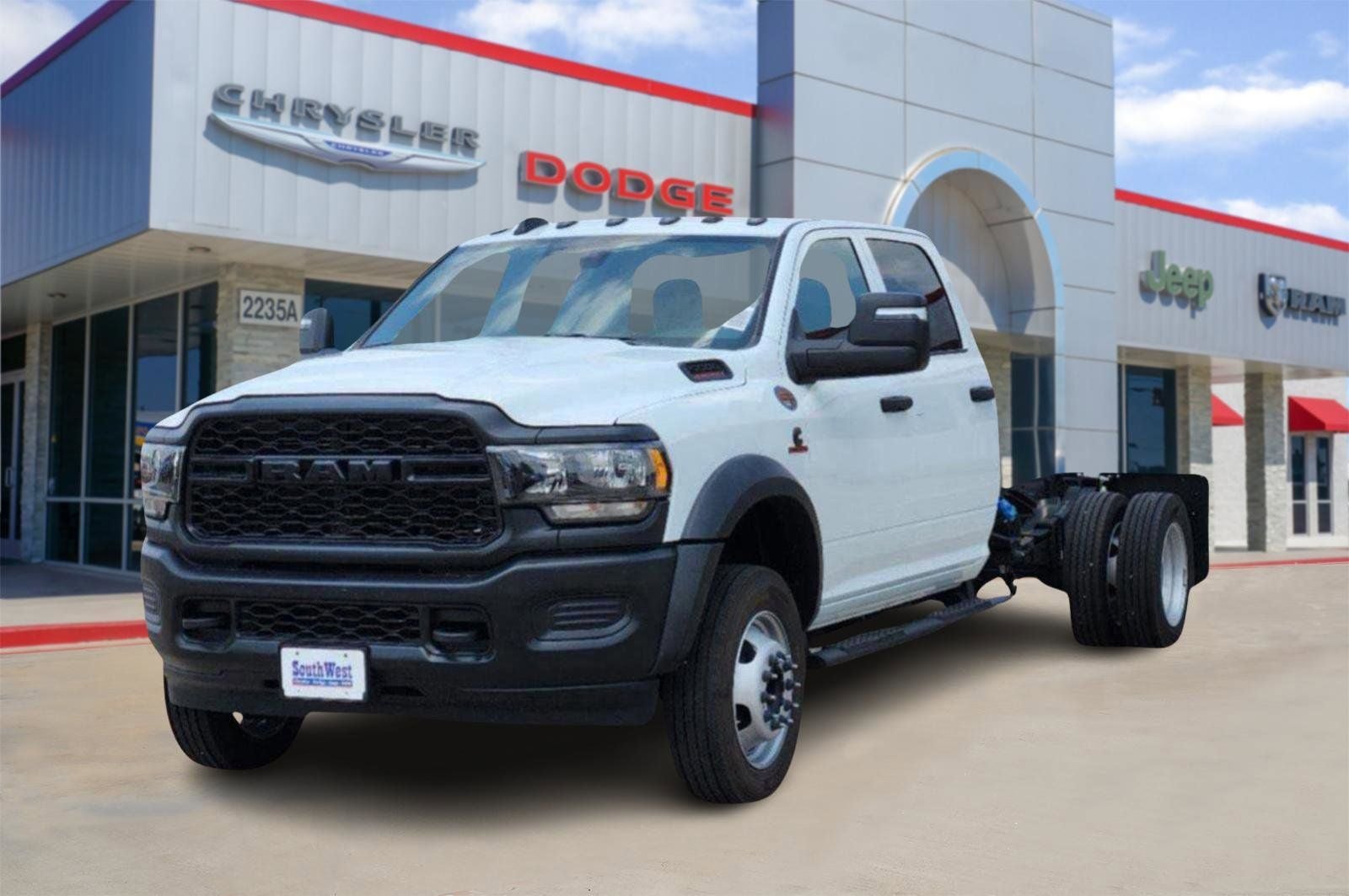 2024 RAM Ram 5500 Chassis Cab RAM 5500 TRADESMAN CHASSIS CREW CAB 4X2 84' CA