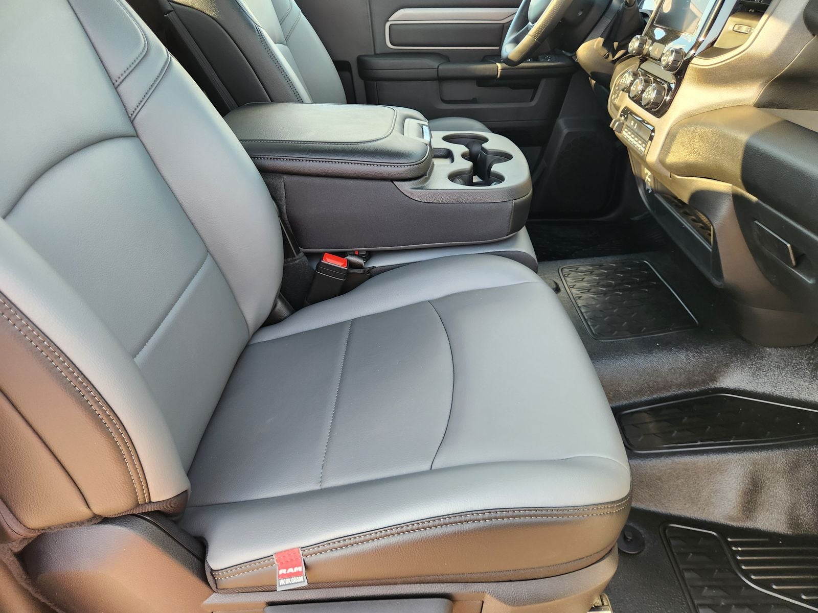 2027 RAM Ram 3500 Tradesman 167.5 WB