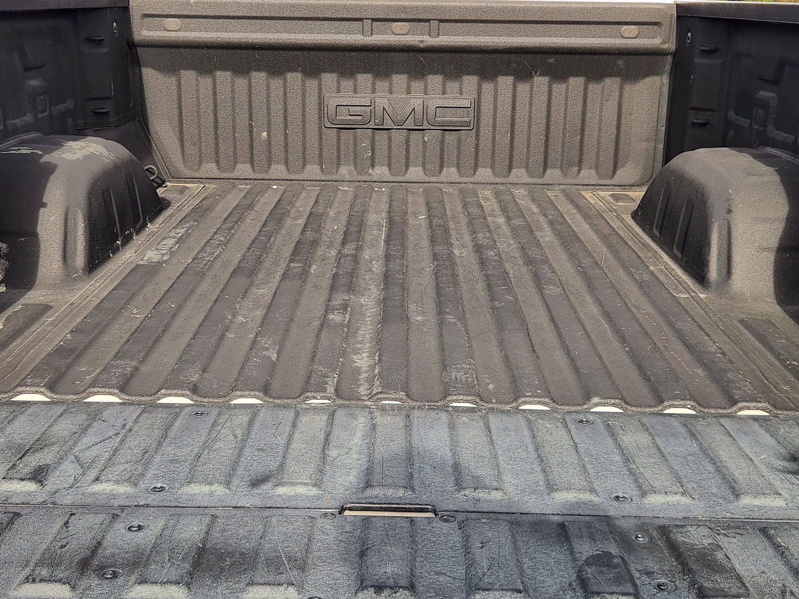 2022 GMC Sierra 1500 4WD Crew Cab Short Box SLT