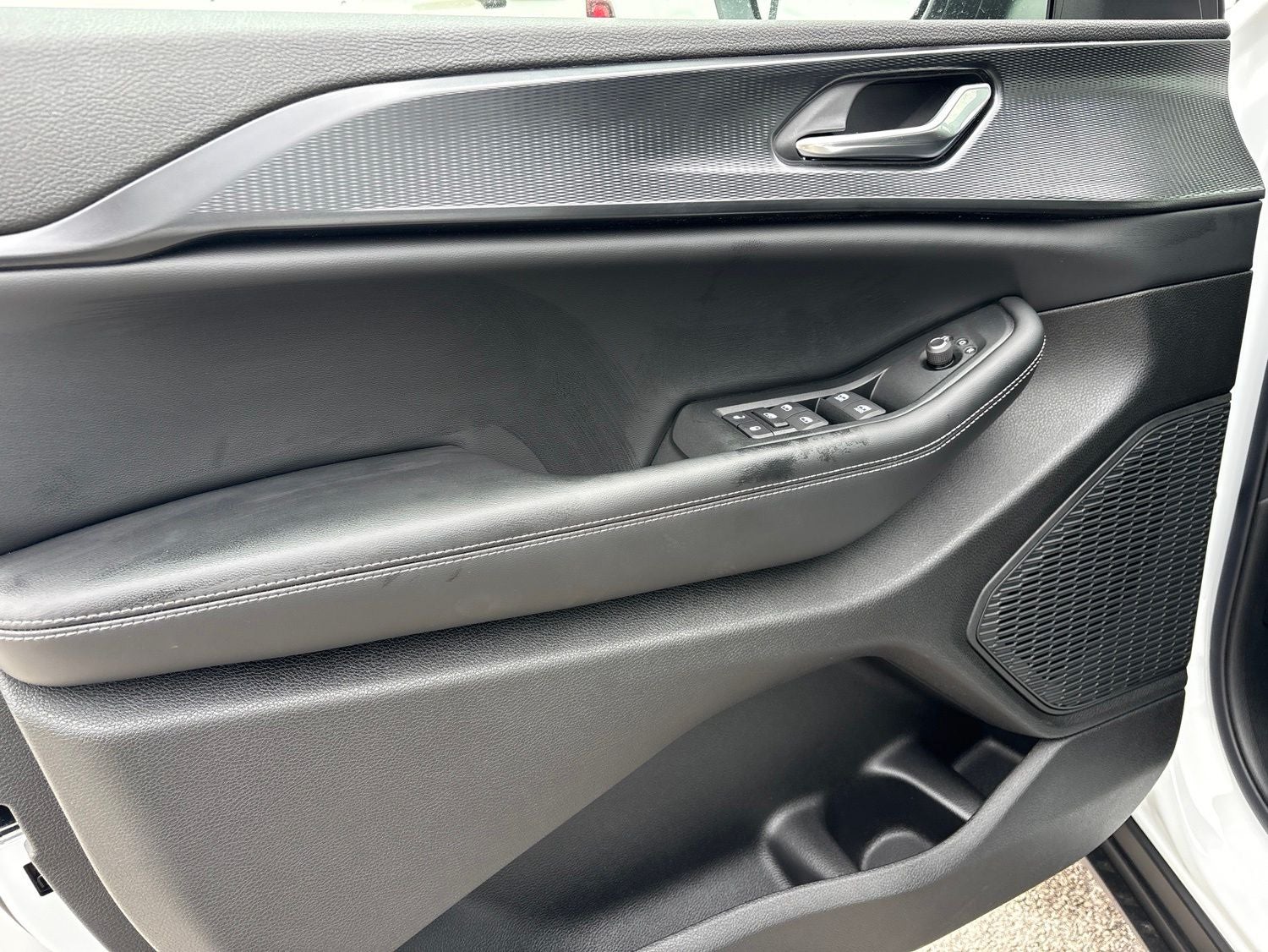 2026 Jeep Grand Cherokee GRAND CHEROKEE LAREDO 4X2