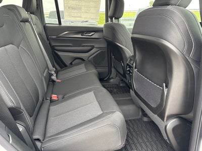 2026 Jeep Grand Cherokee GRAND CHEROKEE LAREDO 4X2