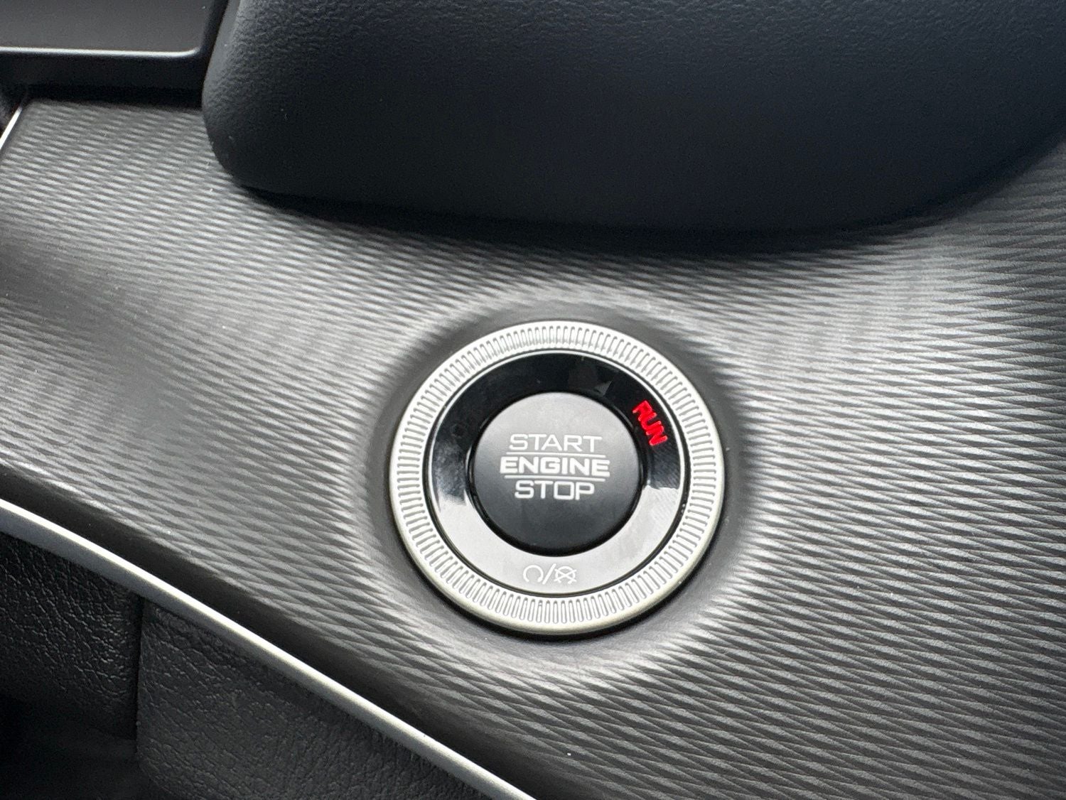 2026 Jeep Grand Cherokee GRAND CHEROKEE LAREDO 4X2