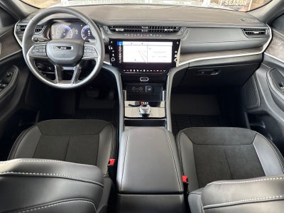 2026 Jeep Grand Cherokee GRAND CHEROKEE LAREDO ALTITUDE 4X2