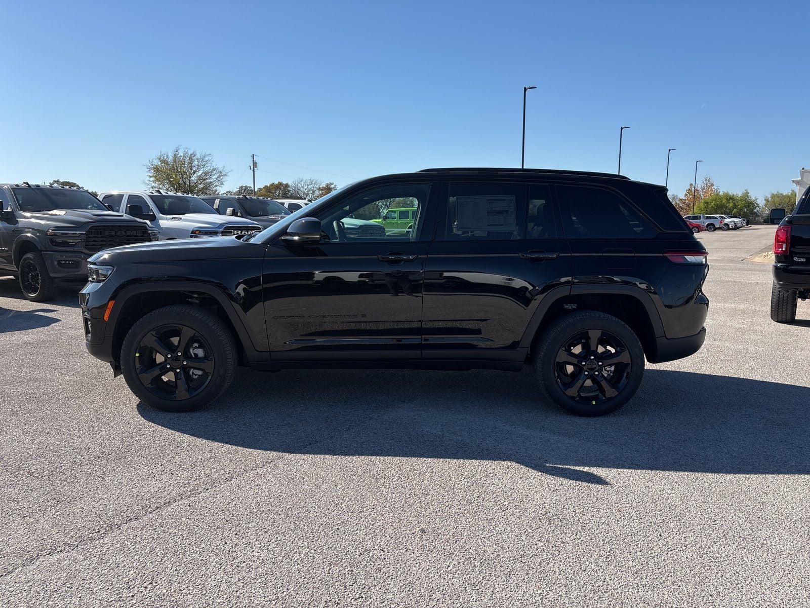 2025 Jeep Grand Cherokee GRAND CHEROKEE LIMITED 4X4
