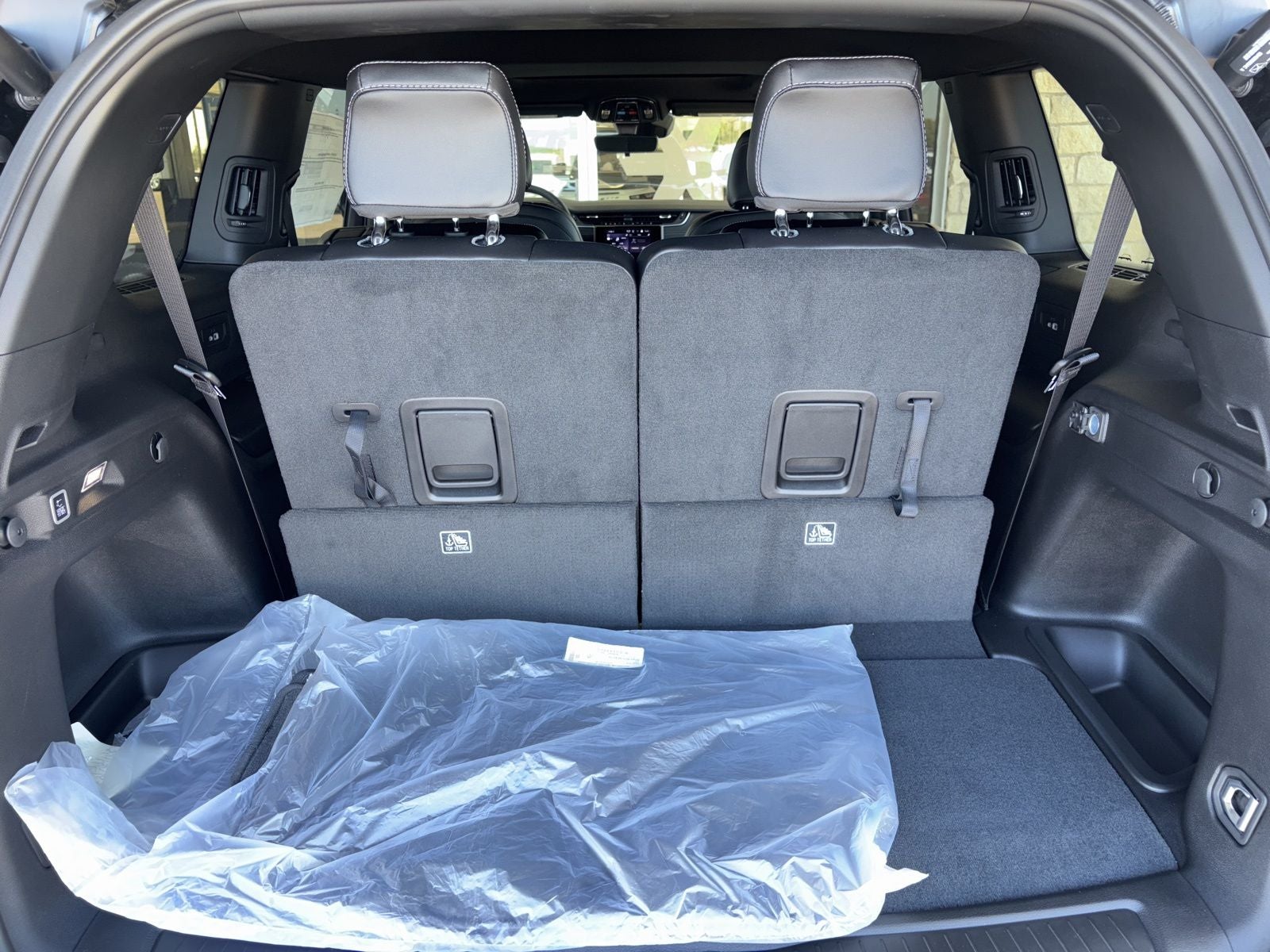 2025 Jeep Grand Cherokee L GRAND CHEROKEE L ALTITUDE X 4X2