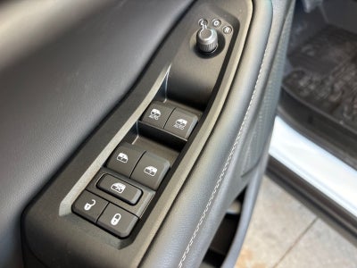 2026 Jeep Grand Cherokee L GRAND CHEROKEE L LAREDO X 4X2