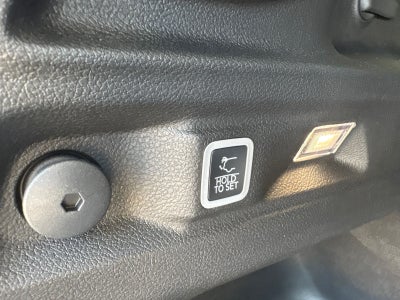 2026 Jeep Grand Cherokee L GRAND CHEROKEE L LAREDO X 4X2