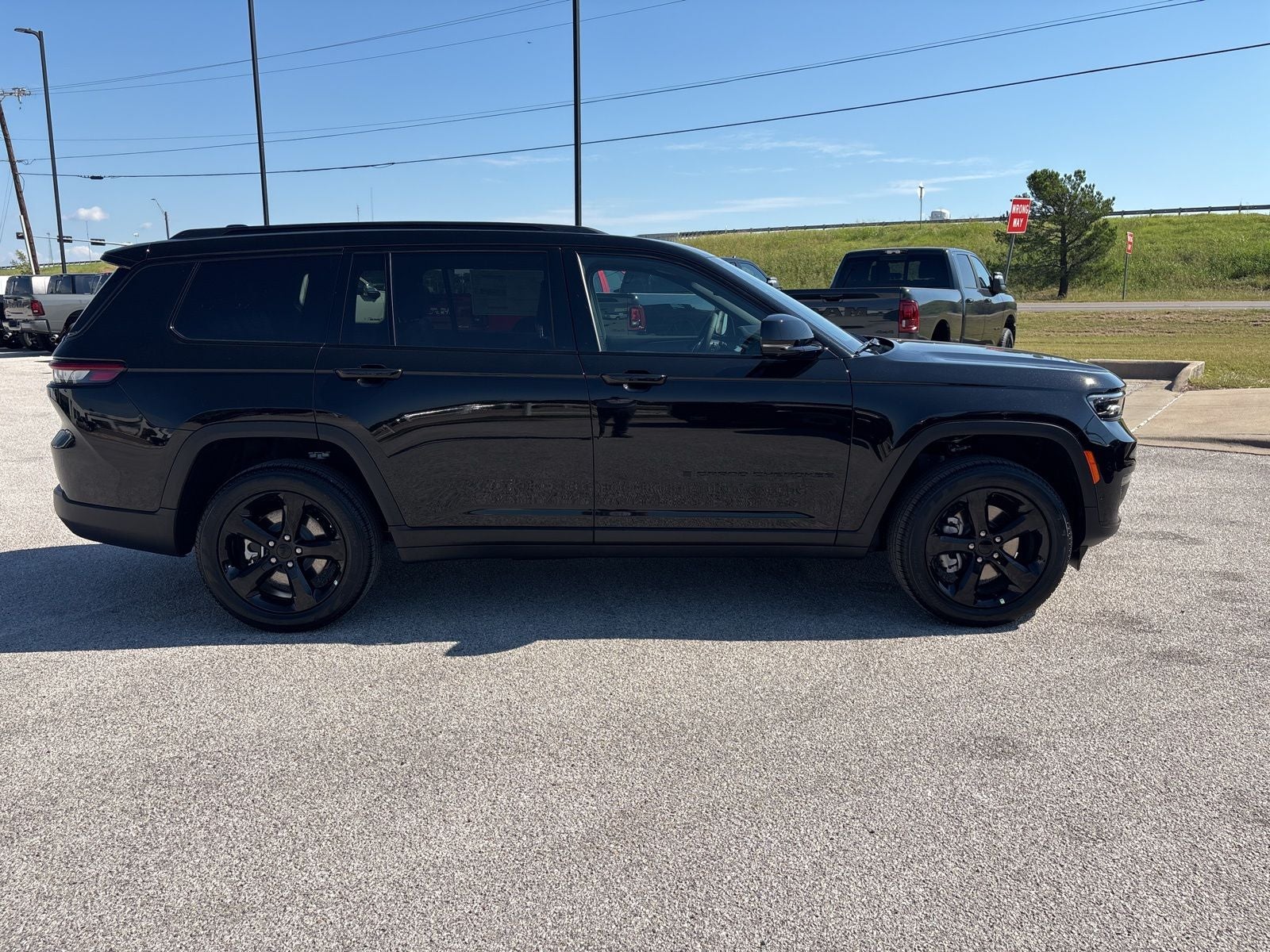 2025 Jeep Grand Cherokee L GRAND CHEROKEE L LIMITED 4X2