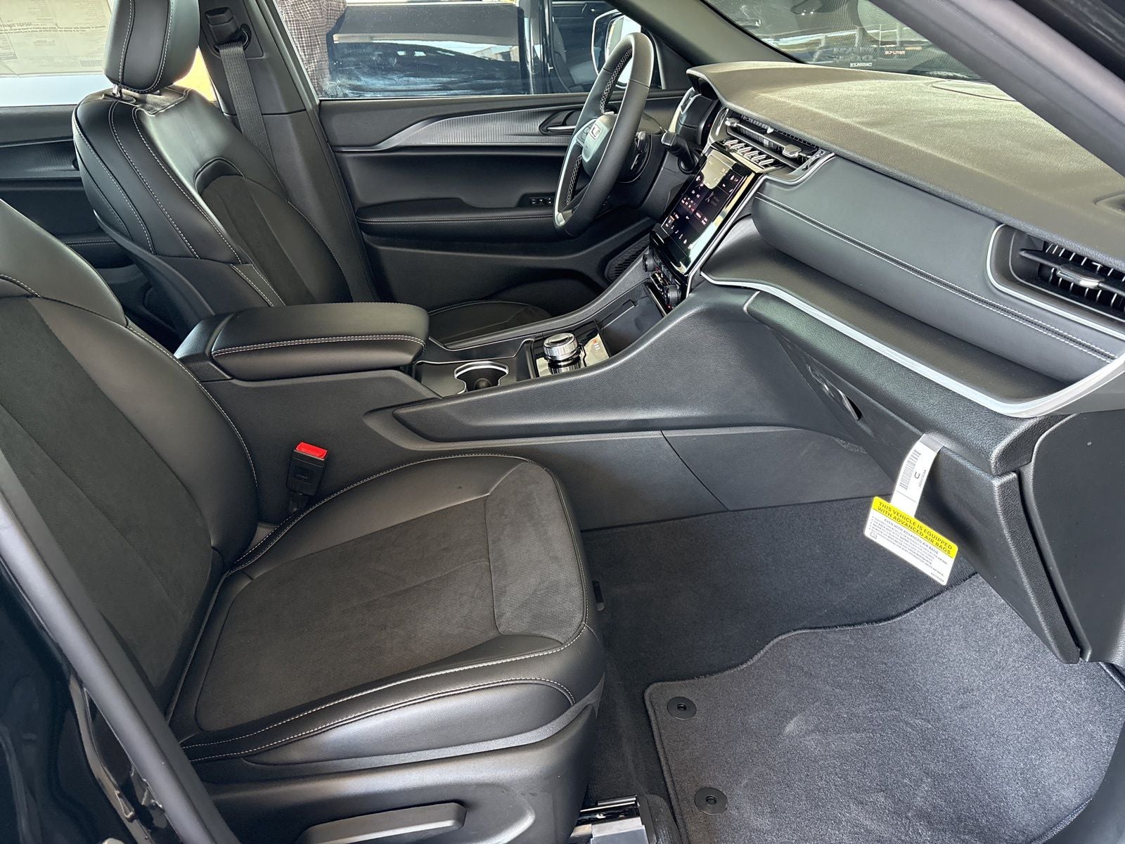 2025 Jeep Grand Cherokee L GRAND CHEROKEE L ALTITUDE X 4X4