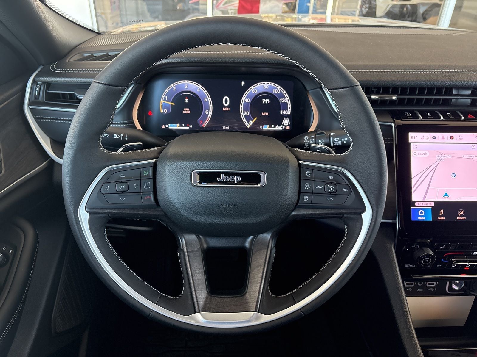 2025 Jeep Grand Cherokee L GRAND CHEROKEE L LIMITED 4X4