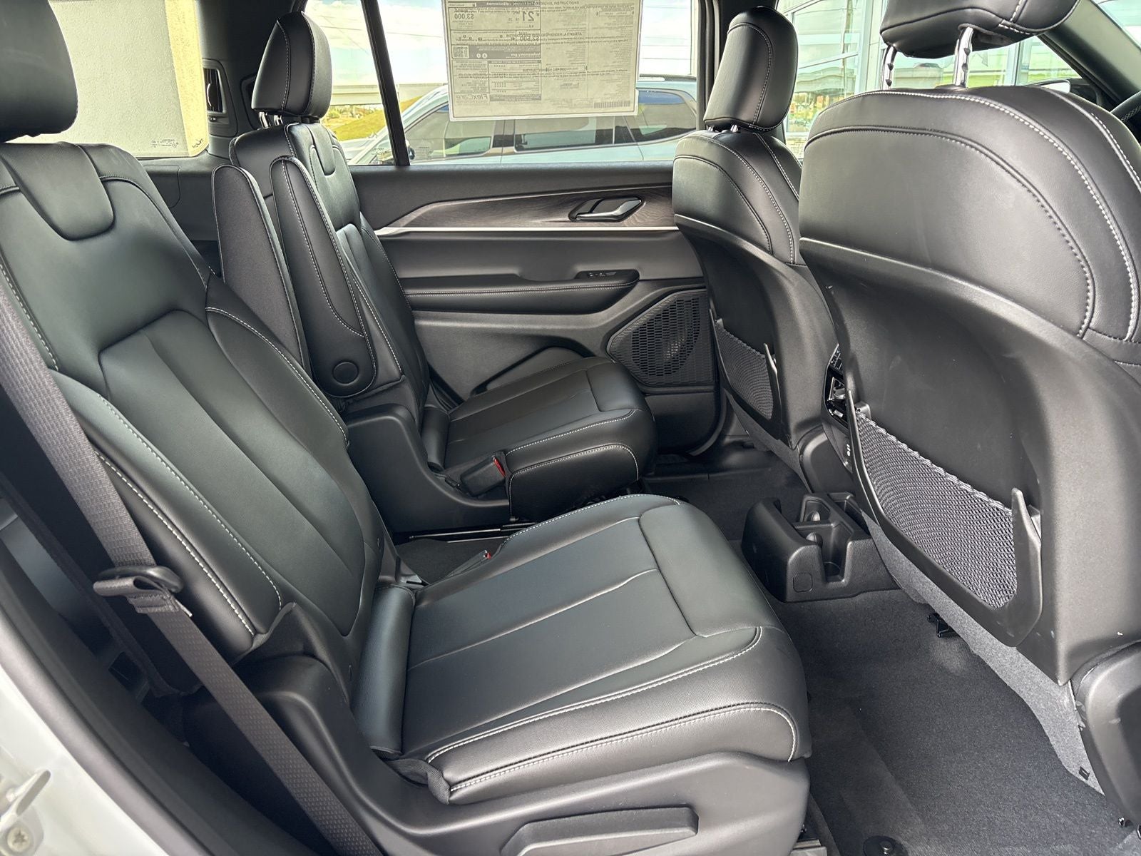 2025 Jeep Grand Cherokee L GRAND CHEROKEE L LIMITED 4X4