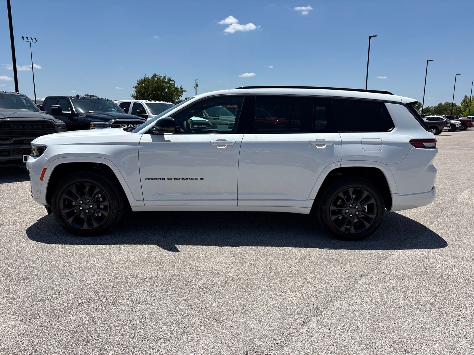 2026 Jeep Grand Cherokee L GRAND CHEROKEE L LIMITED RESERVE 4X4