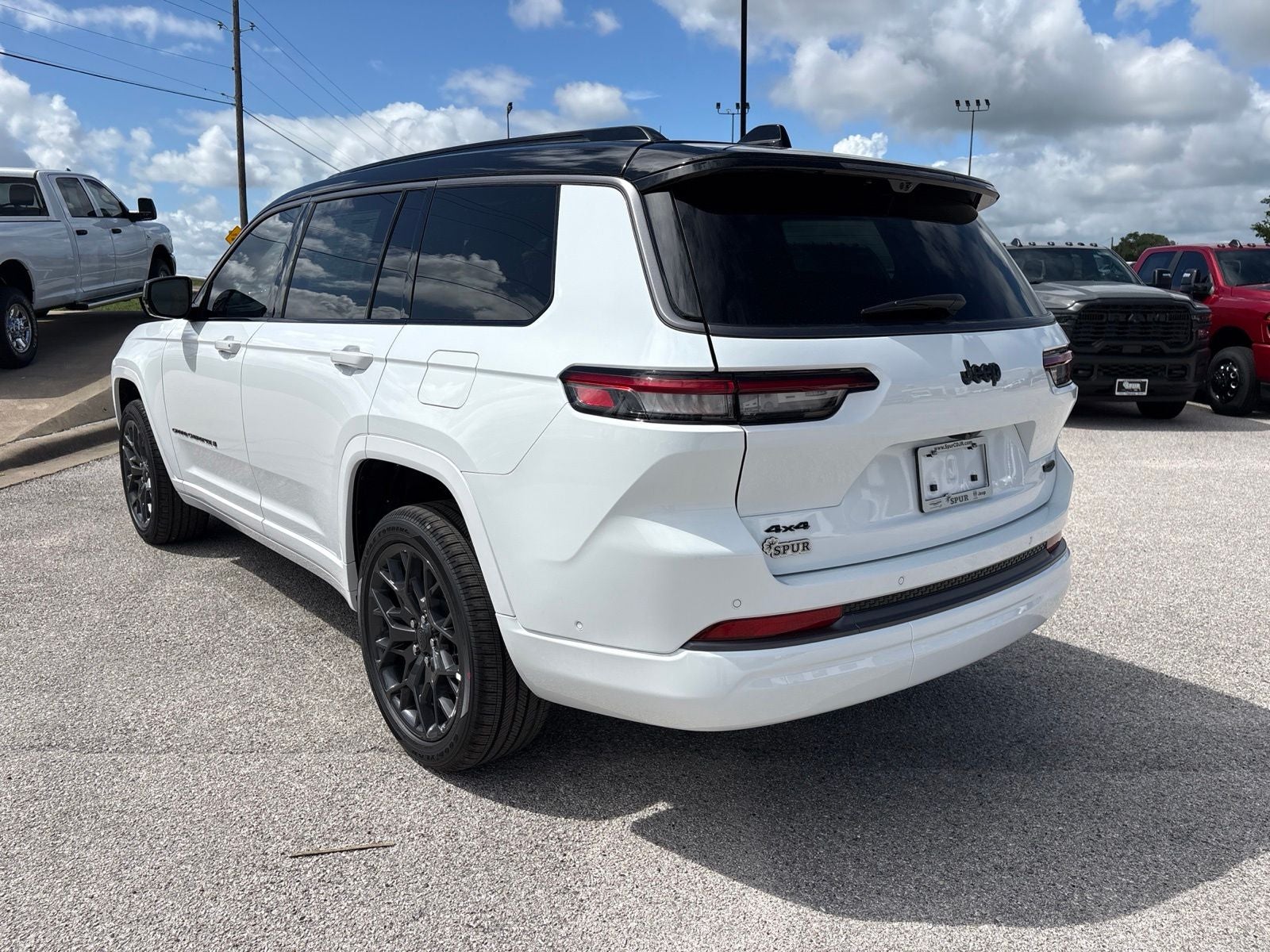 2026 Jeep Grand Cherokee L GRAND CHEROKEE L SUMMIT 4X4