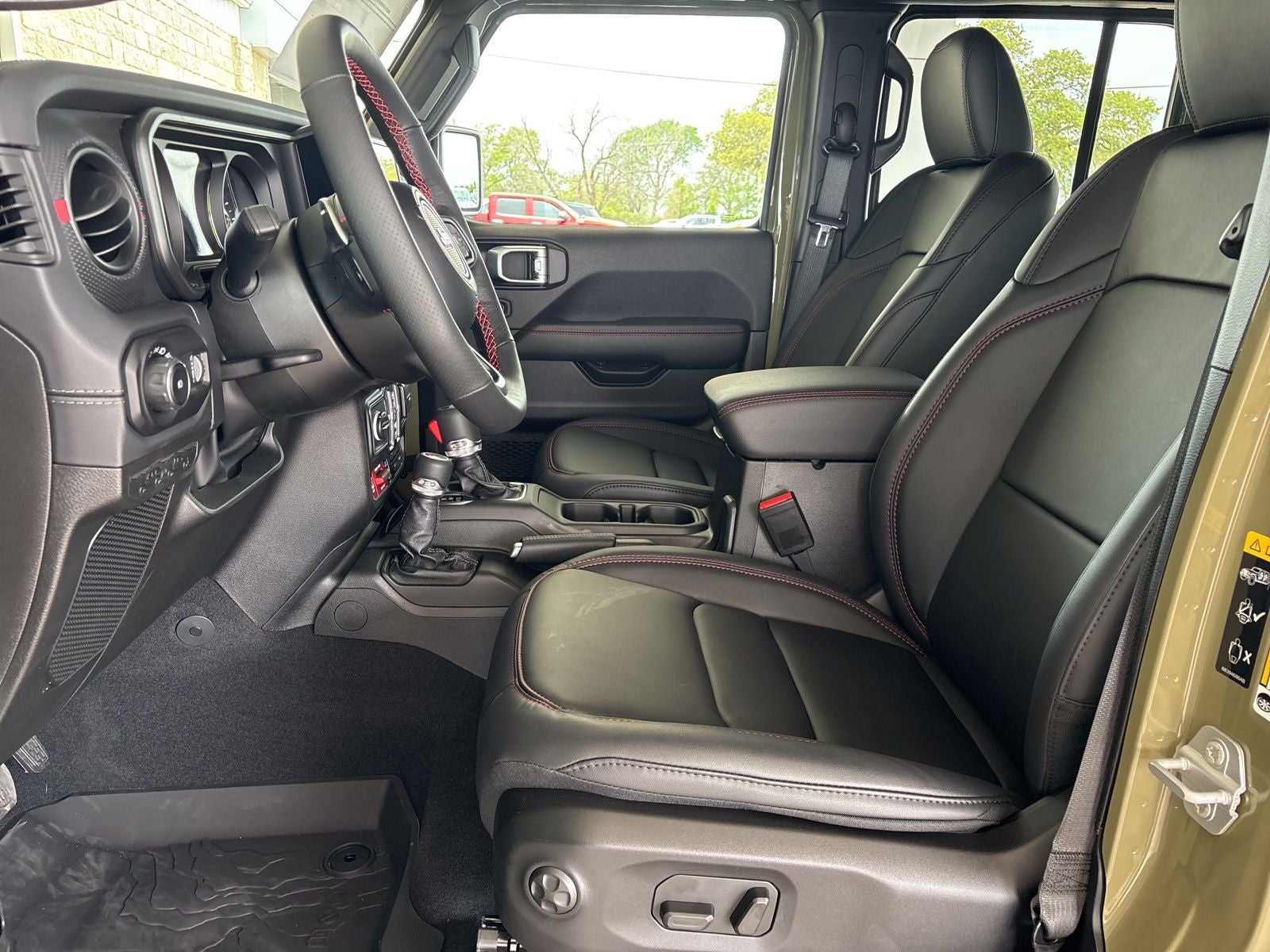 2026 Jeep Wrangler WRANGLER 4-DOOR MOAB 392