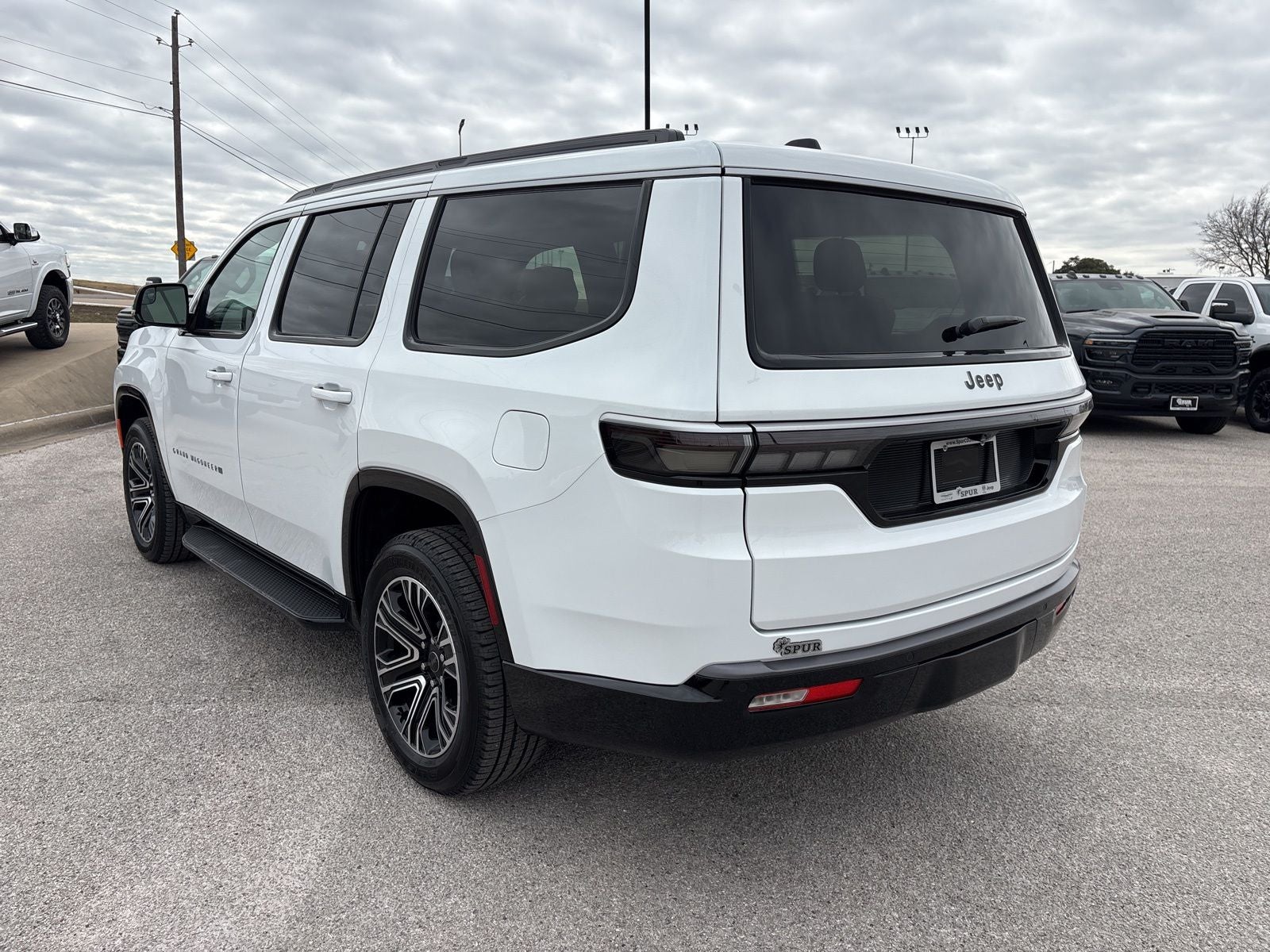 2026 Jeep Grand Wagoneer GRAND WAGONEER 4X2