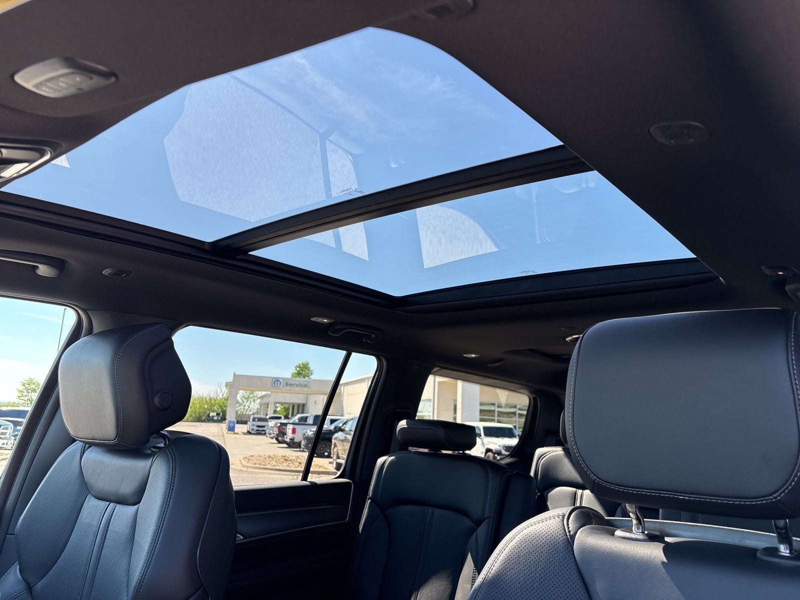 2026 Jeep Grand Wagoneer GRAND WAGONEER UPLAND 4X4