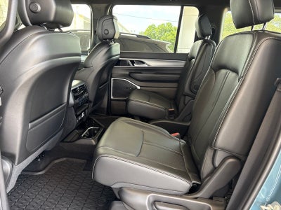 2026 Jeep Grand Wagoneer GRAND WAGONEER UPLAND 4X4