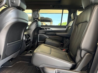 2026 Jeep Grand Wagoneer GRAND WAGONEER UPLAND 4X4