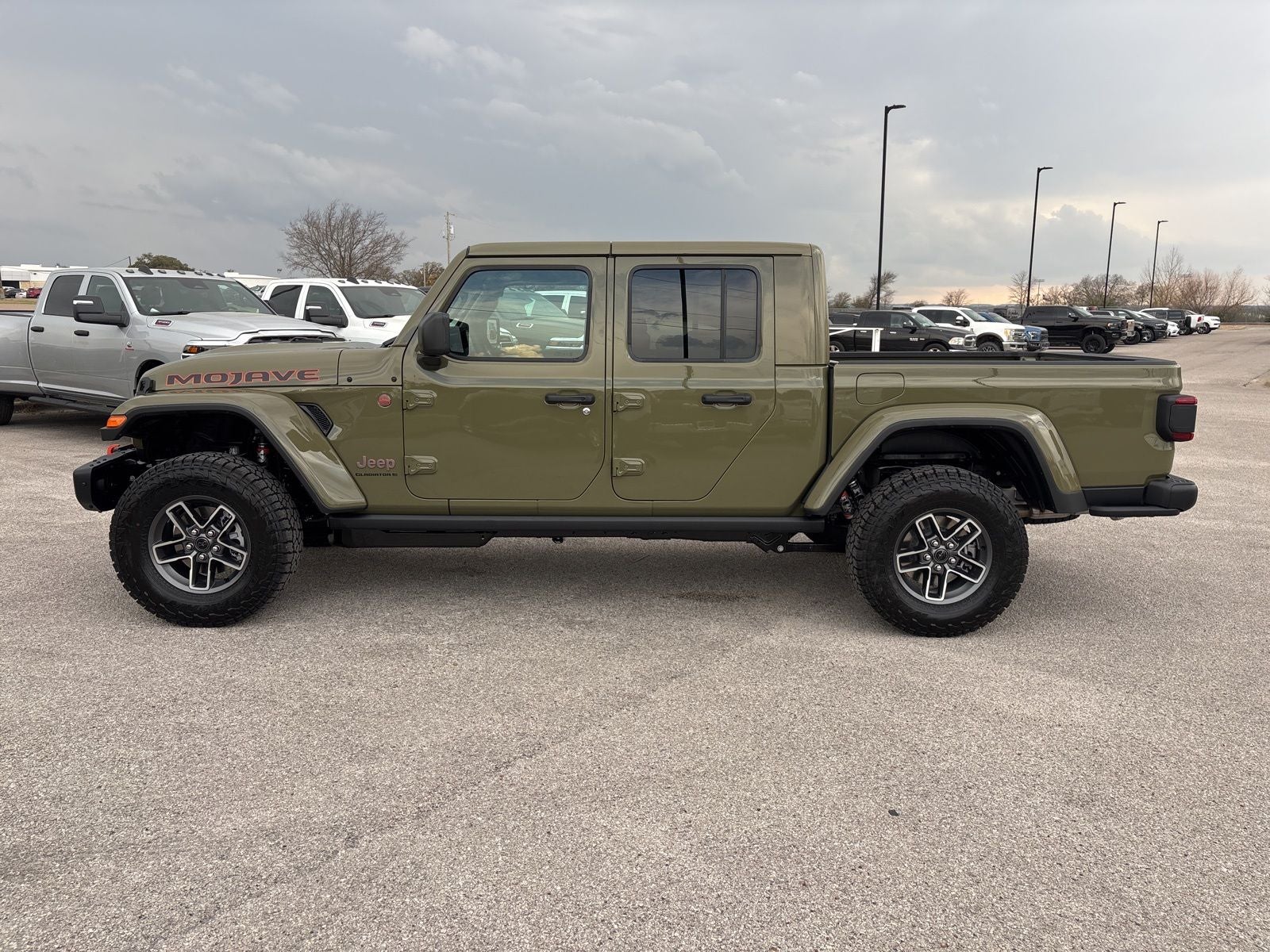2026 Jeep Gladiator GLADIATOR MOJAVE X 4X4