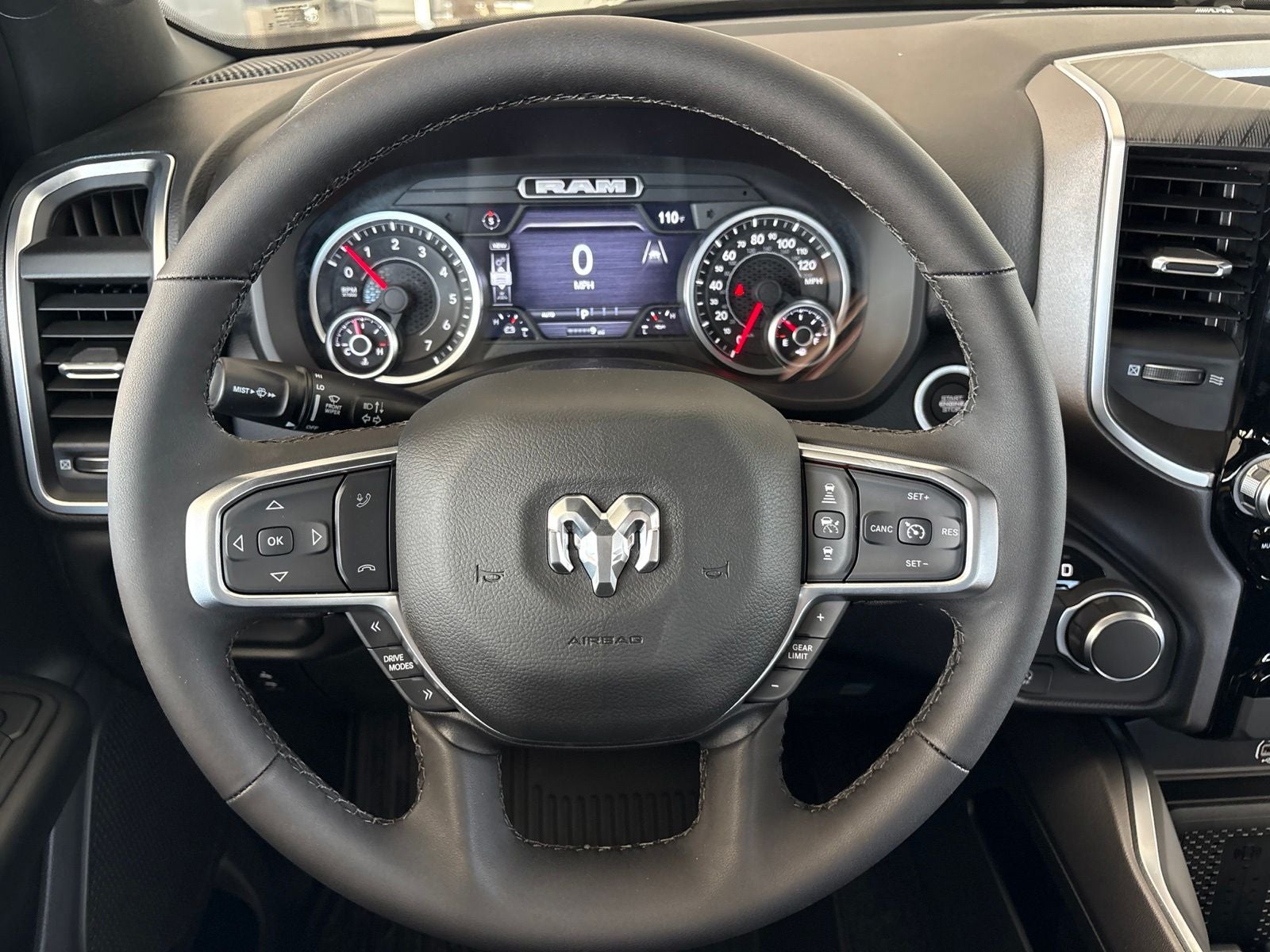 2026 RAM Ram 1500 RAM 1500 LONE STAR CREW CAB 4X2 5'7' BOX