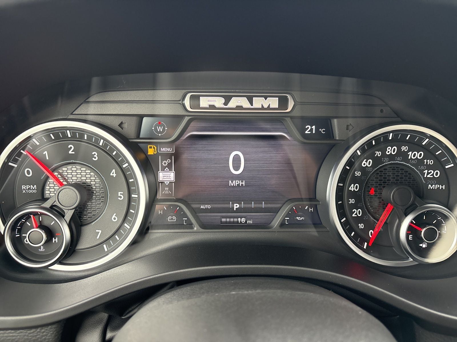 2026 RAM Ram 1500 RAM 1500 LONE STAR CREW CAB 4X2 5'7' BOX