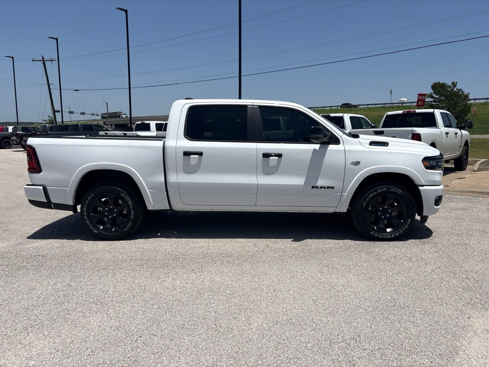 2026 RAM Ram 1500 RAM 1500 LONE STAR CREW CAB 4X2 5'7' BOX