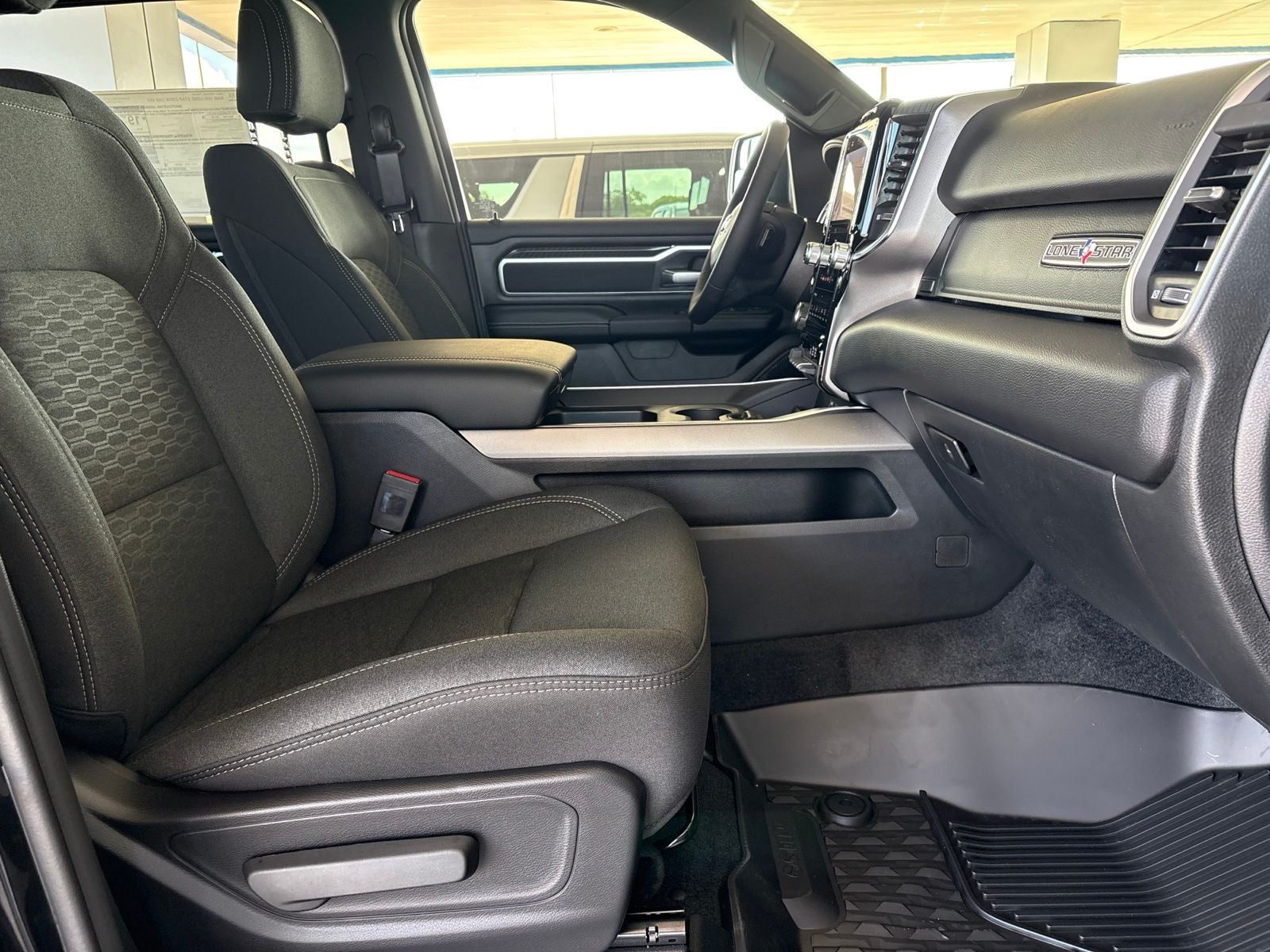 2027 RAM Ram 1500 RAM 1500 LONE STAR CREW CAB 4X2 5'7' BOX