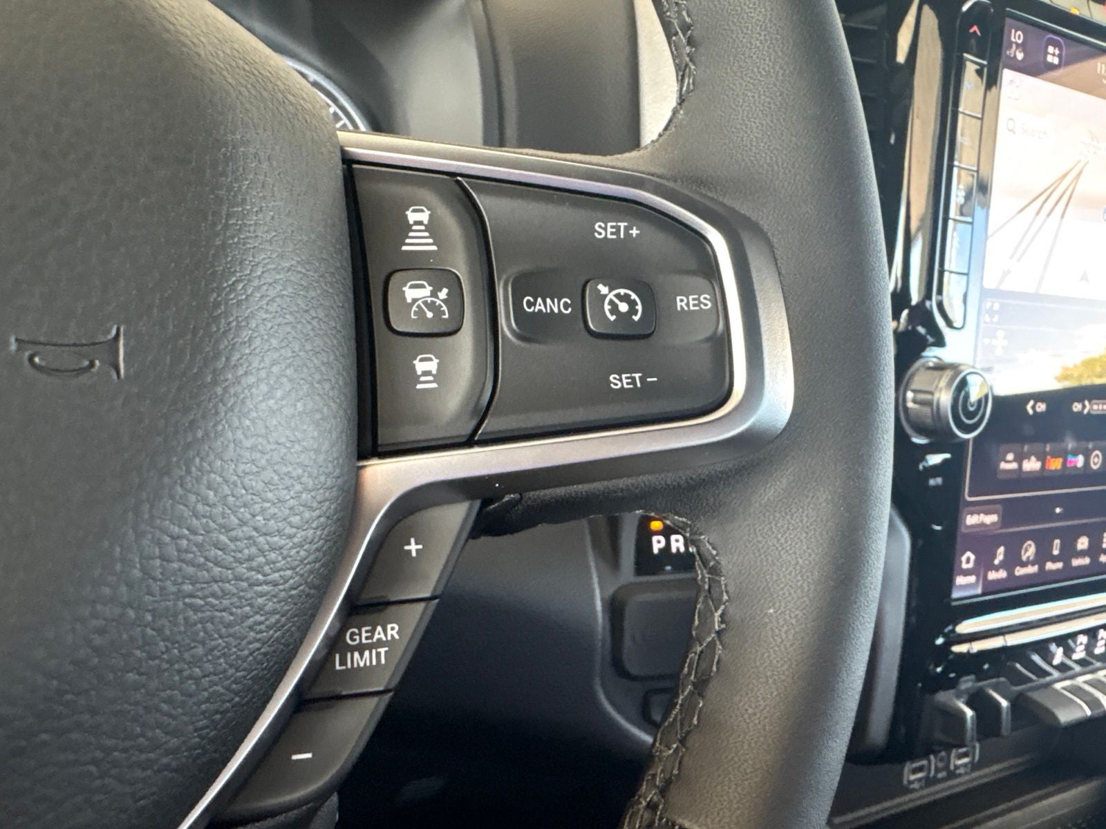 2027 RAM Ram 1500 RAM 1500 LONE STAR CREW CAB 4X2 5'7' BOX