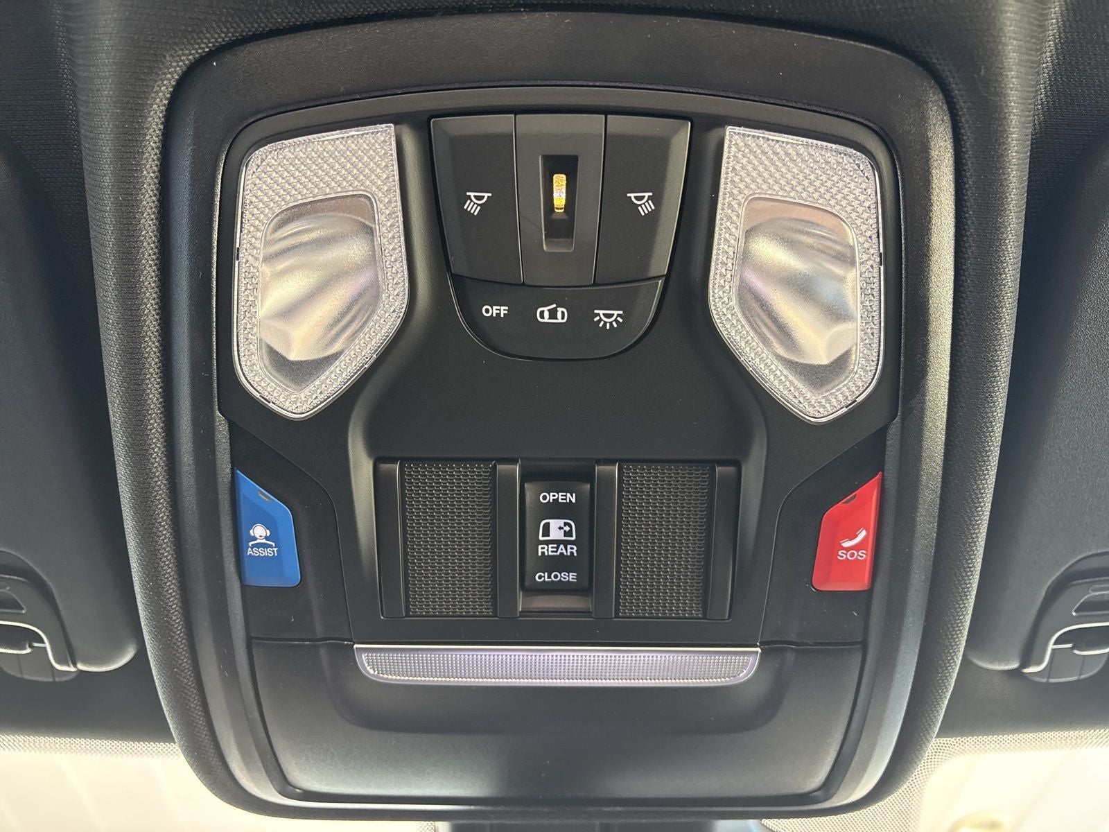 2026 RAM Ram 1500 RAM 1500 EXPRESS CREW CAB 4X2 5'7' BOX