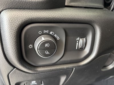 2026 RAM Ram 1500 RAM 1500 EXPRESS CREW CAB 4X2 5'7' BOX
