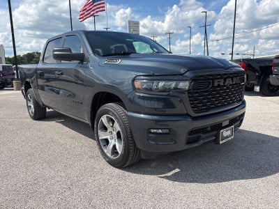 2026 RAM Ram 1500 RAM 1500 EXPRESS CREW CAB 4X2 5'7' BOX